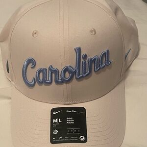 Brand new Nike North Carolina Tar Heels adjustable hat